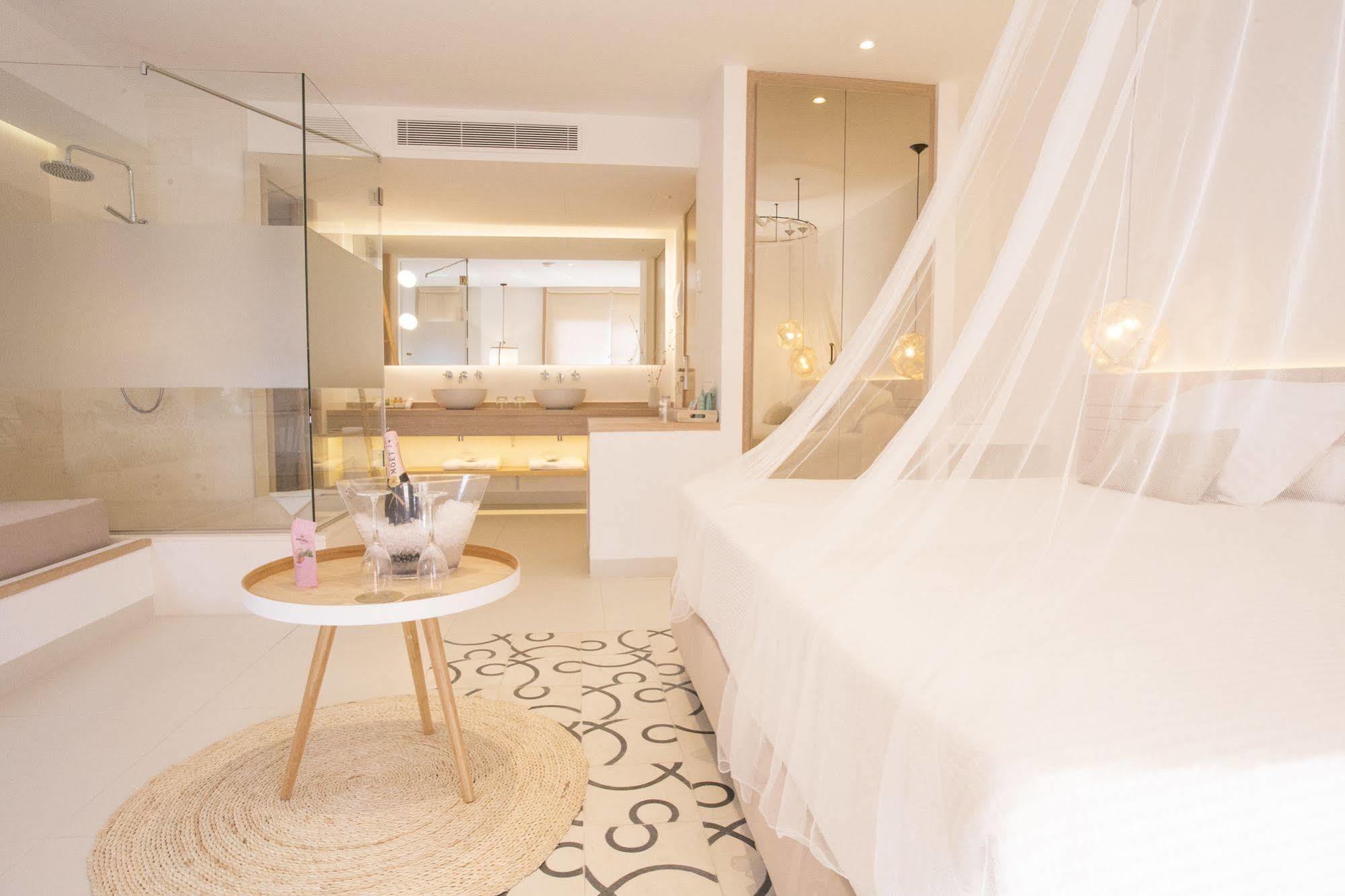 Gatzara Suites Santa Gertrudis Santa Gertrudis  외부 사진